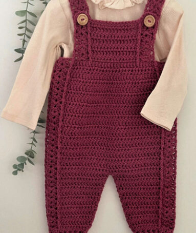 Baby Romper Made Of Acrylic Yarn